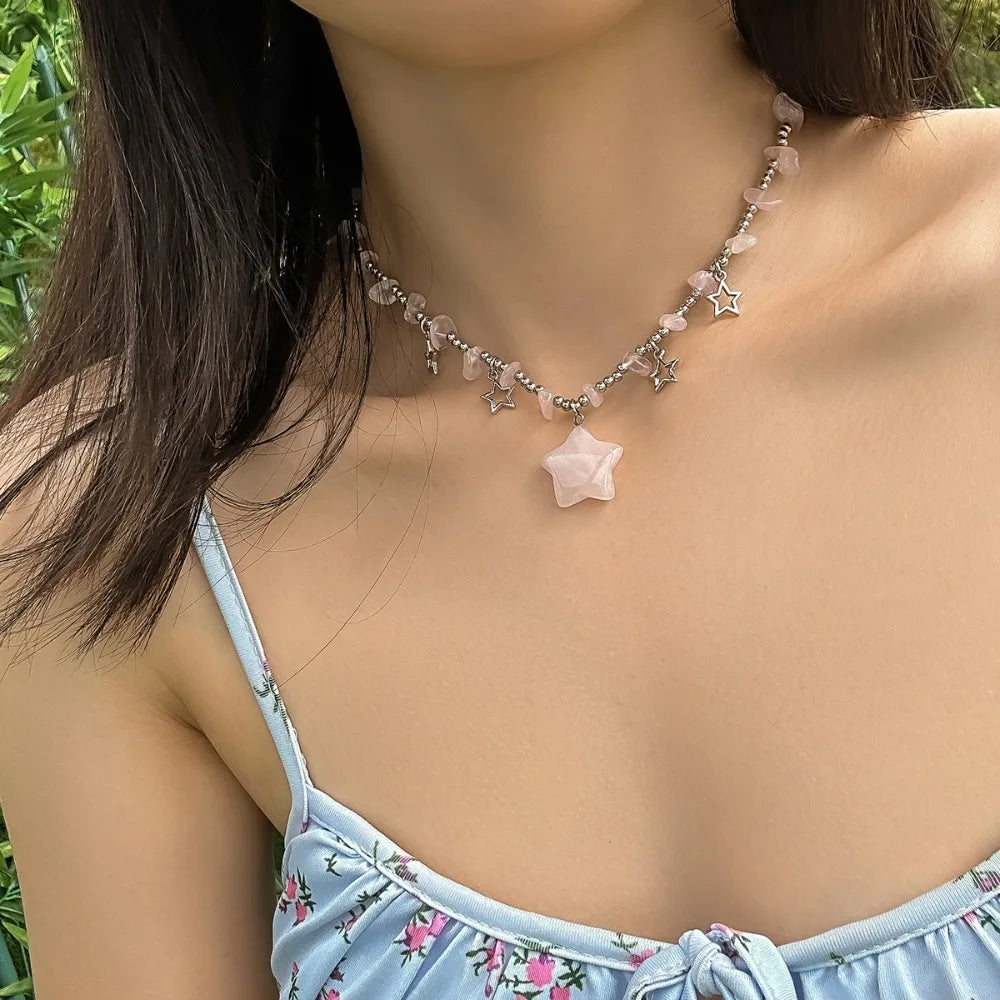 Korean Exquisite Retro Flower Love Heart Beaded Necklace For Women Personality Simple Cool Clavicle Chain Fashion Y2K Jewelry