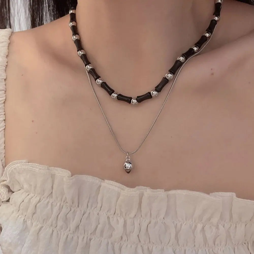 Korean Exquisite Retro Flower Love Heart Beaded Necklace For Women Personality Simple Cool Clavicle Chain Fashion Y2K Jewelry