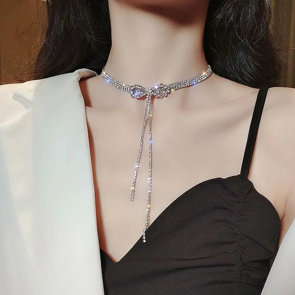 Korean Exquisite Retro Flower Love Heart Beaded Necklace For Women Personality Simple Cool Clavicle Chain Fashion Y2K Jewelry