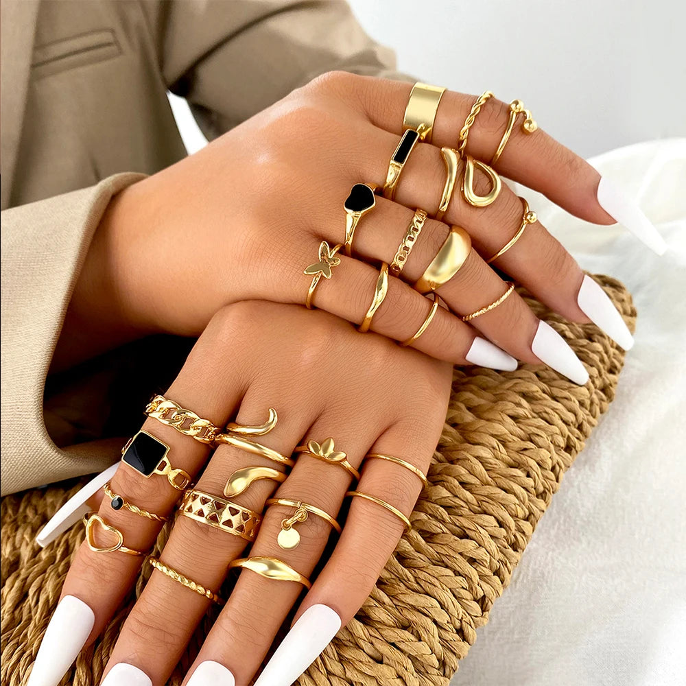Maximum 27PCS Vintage Heart Snake Butterfly Rings Set for Women Metal Gold Plated Geometric Hollow Finger Ring Jewelry Gift New