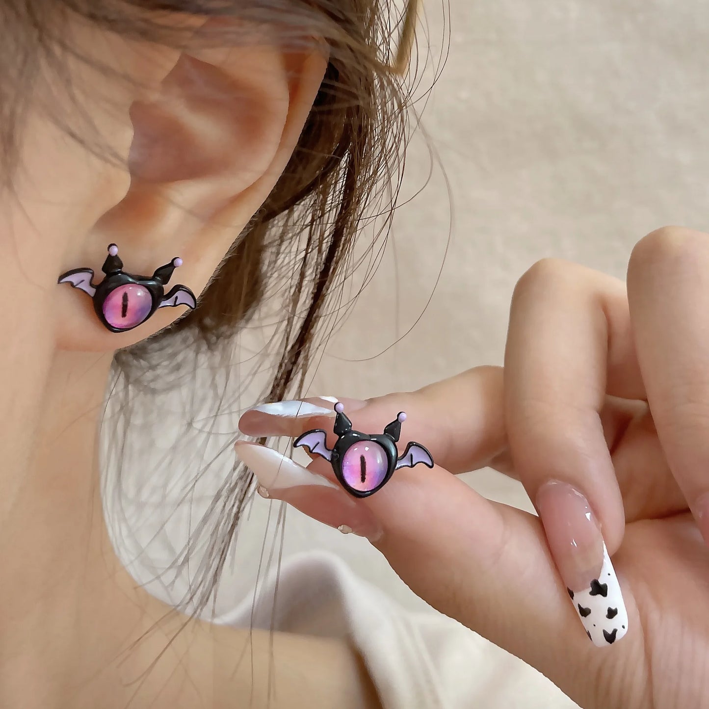 2023 Cosplay Anime Earring For Women Red Single Eye Monster Piercing Halloween Ear Stud Female Funny Goth Ear Accessories Gift